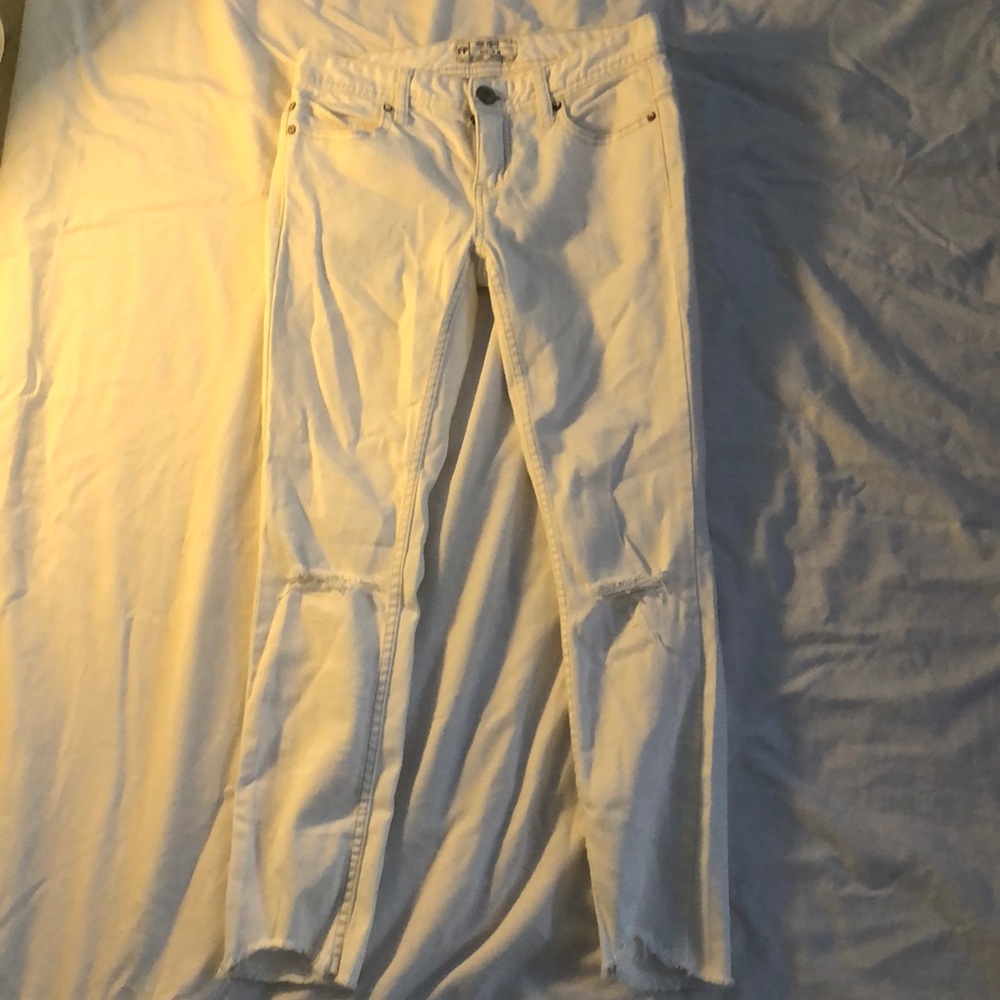 Women’s white Free People jeans